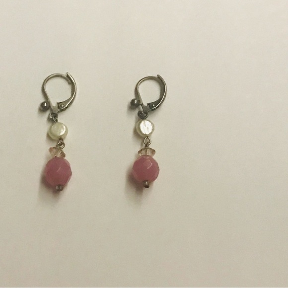 New Silver Color Dangle Earrings Pink Bead Faux Pearl Lever-back Closure - Picture 3 of 10